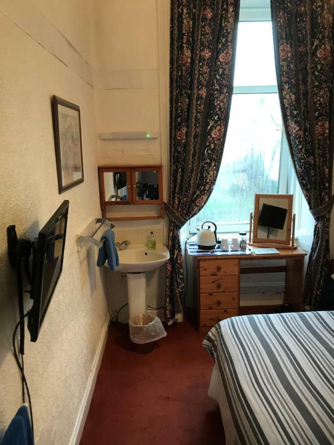 Glades House 4* Глазго